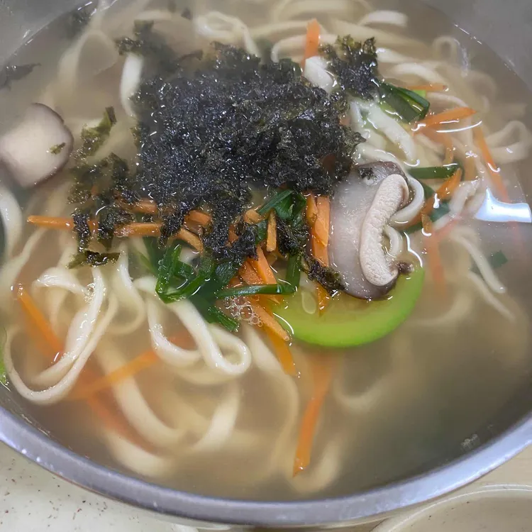 동래밀면 대표 사진