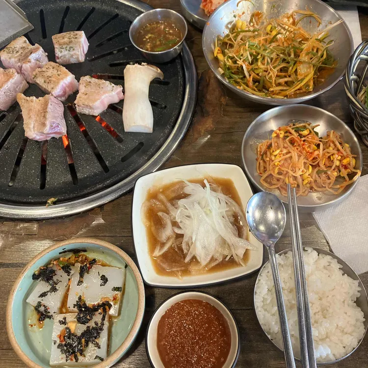 돌쇠와 석쇠 대표 사진