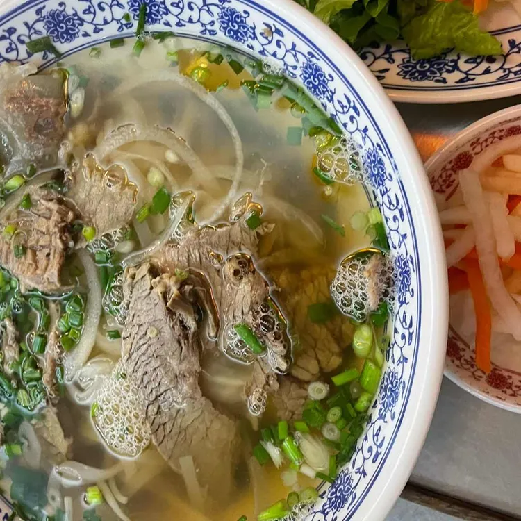 포옹남 대표 사진