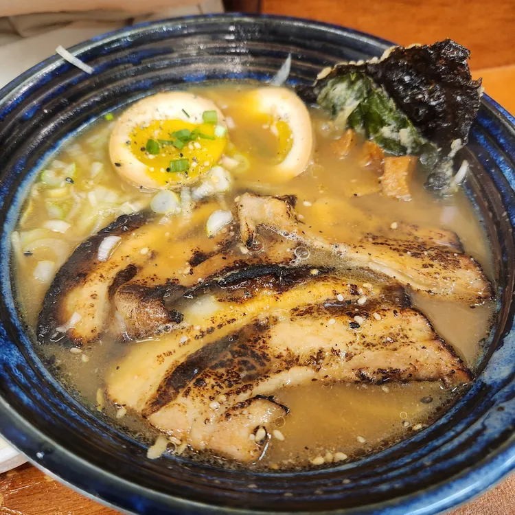 아야멘 대표 사진