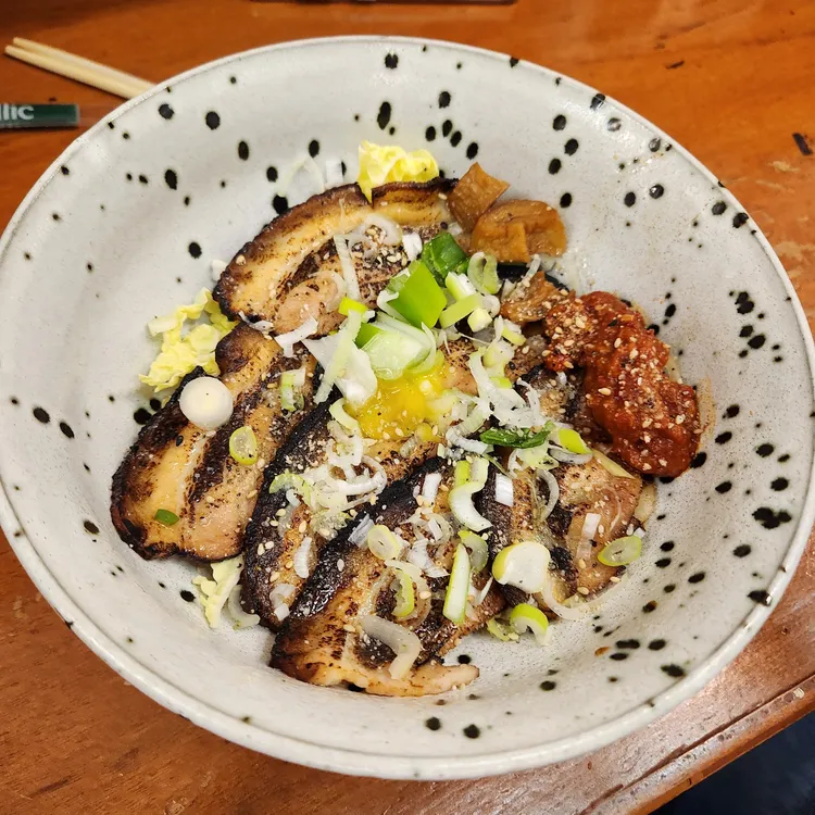 아야멘 대표 사진