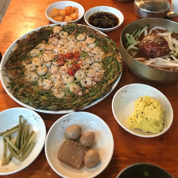 장충웰빙족발 - 경주 족발, 매운족발 맛집 | 다이닝코드, 빅데이터 맛집검색