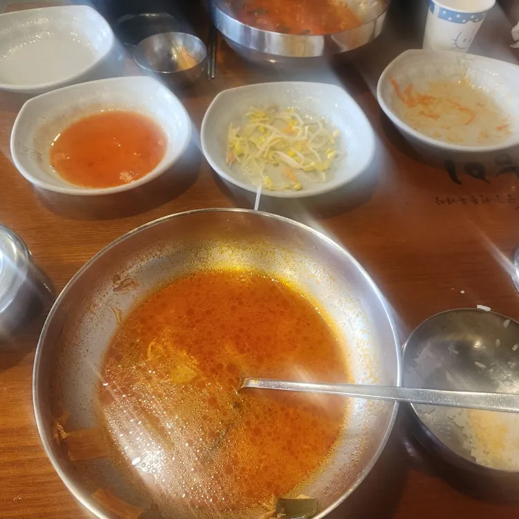 홍익궁중전통육개장 대표 사진