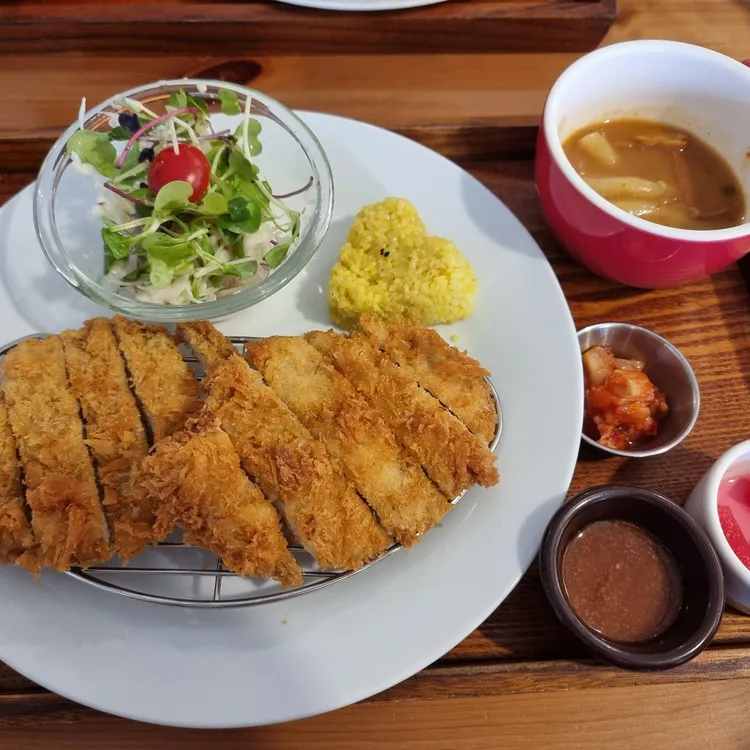 오늘은 돈가스 대표 사진