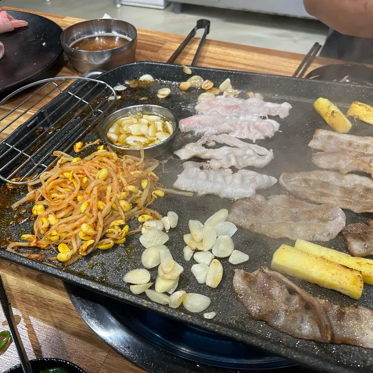 충주대패삼겹살 대표 사진