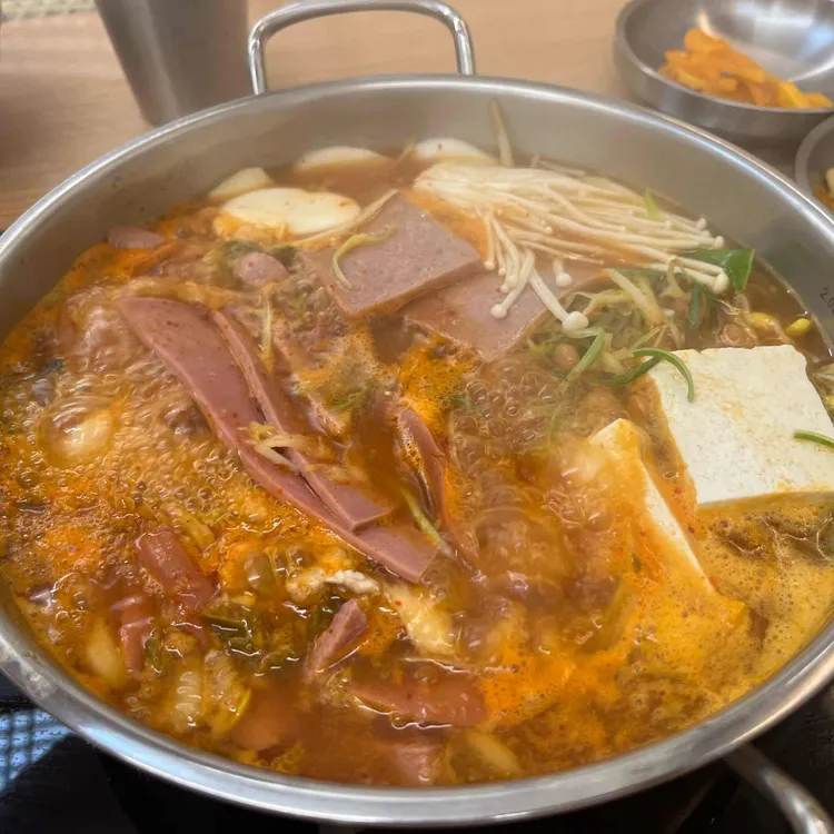 팔팔부대찌개 대표 사진