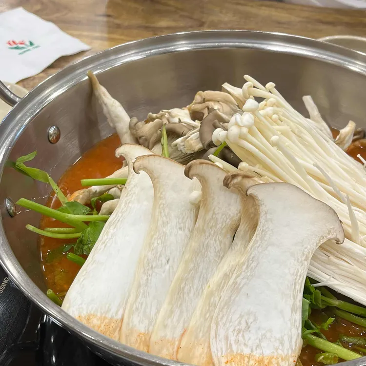 일석삼조버섯매운탕 대표 사진