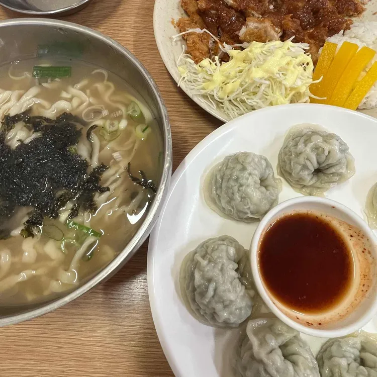 홍두깨칼국수 대표 사진
