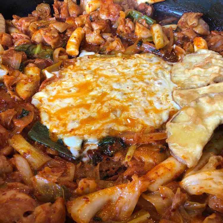 홍춘천치즈닭갈비 대표 사진