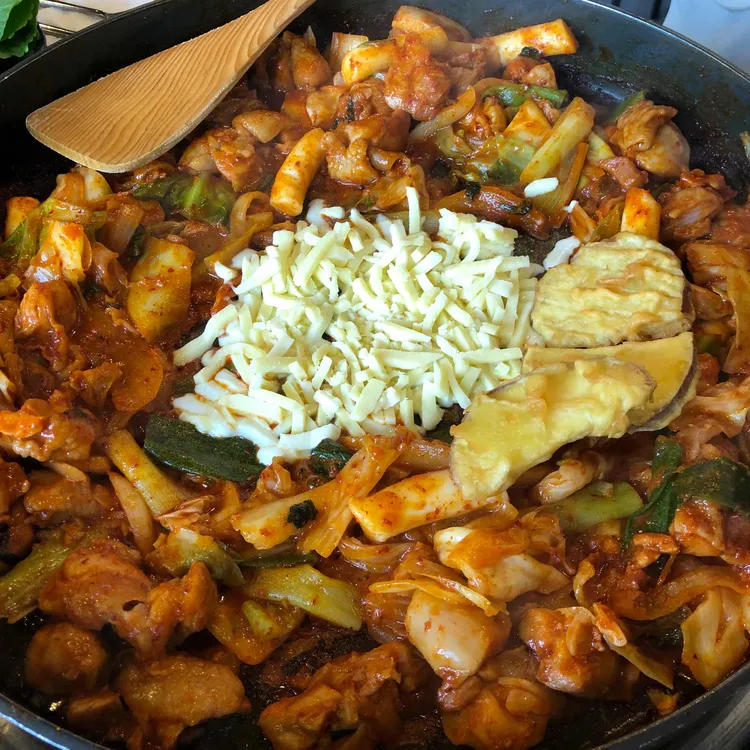 홍춘천치즈닭갈비 대표 사진