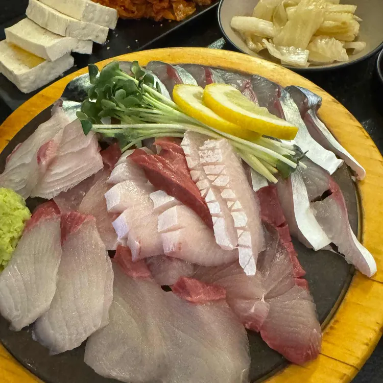 바다와 대표 사진