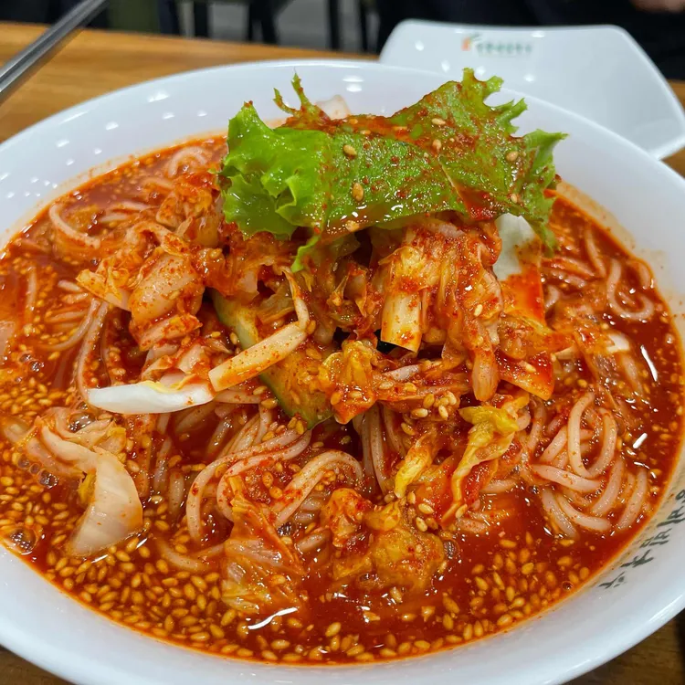망향비빔국수 대표 사진