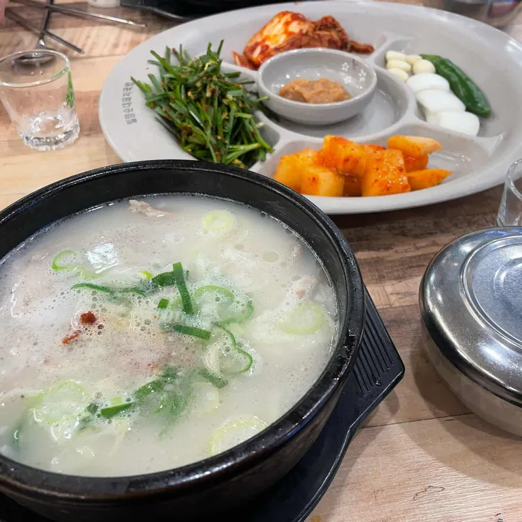 밀양순대 돼지국밥 대표 사진