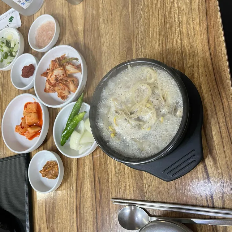 병천순대국왕족발 대표 사진