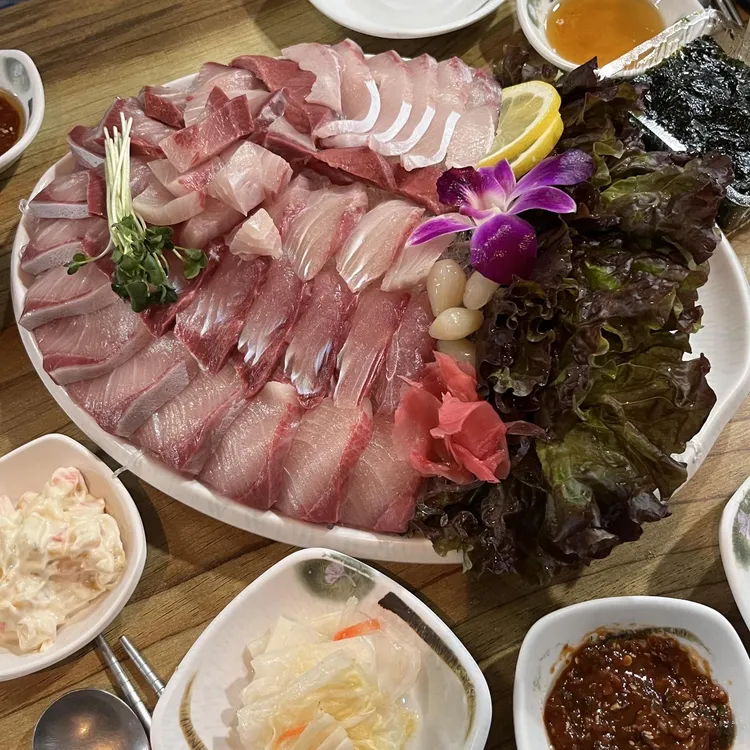 홍대수산 오징어이야기 대표 사진
