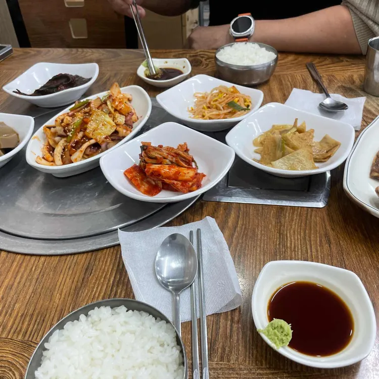 진수성찬 대표 사진