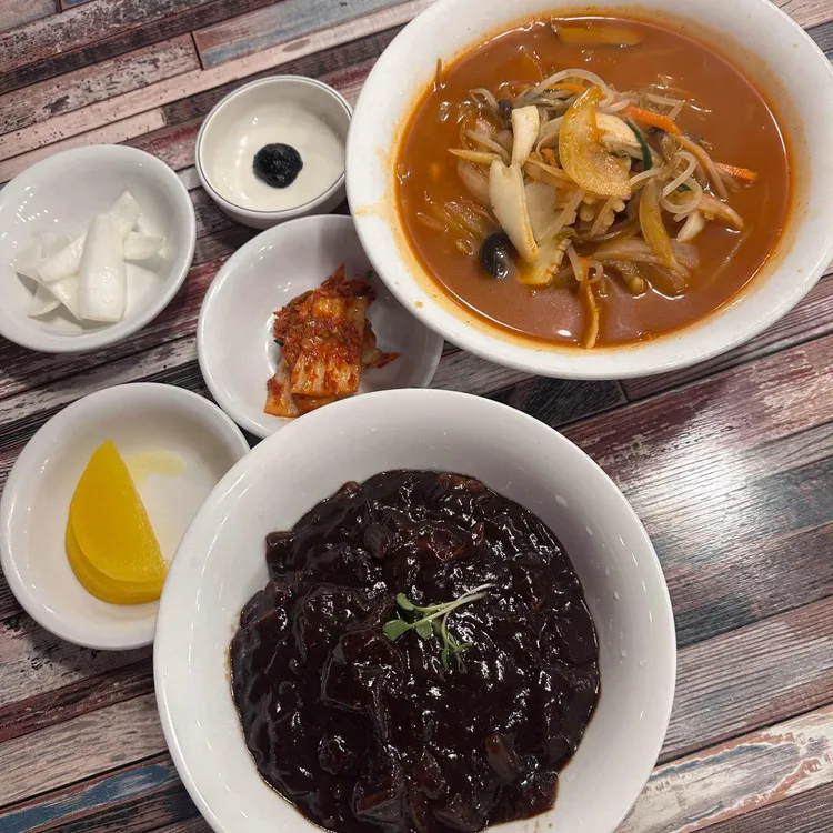메이 대표 사진