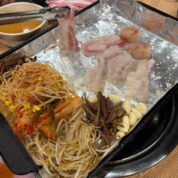 웃삼옛날삼겹살 대표 사진