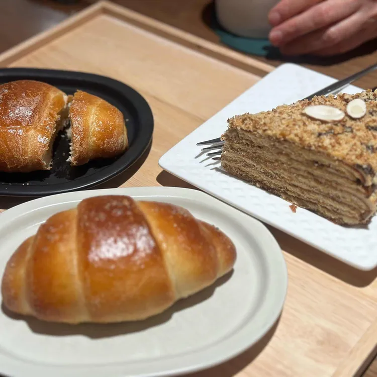Overcharge Roasters 대표 사진