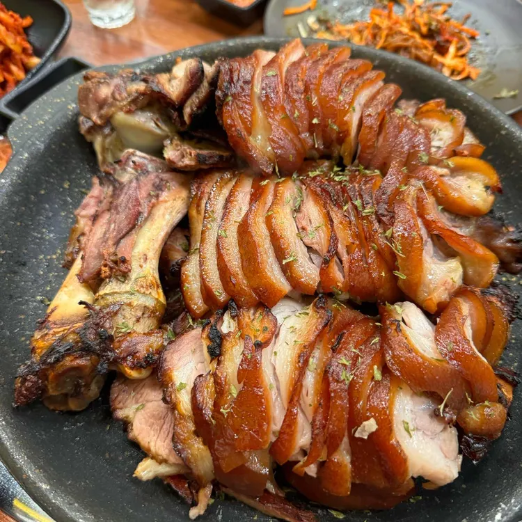 여우족발 대표 사진