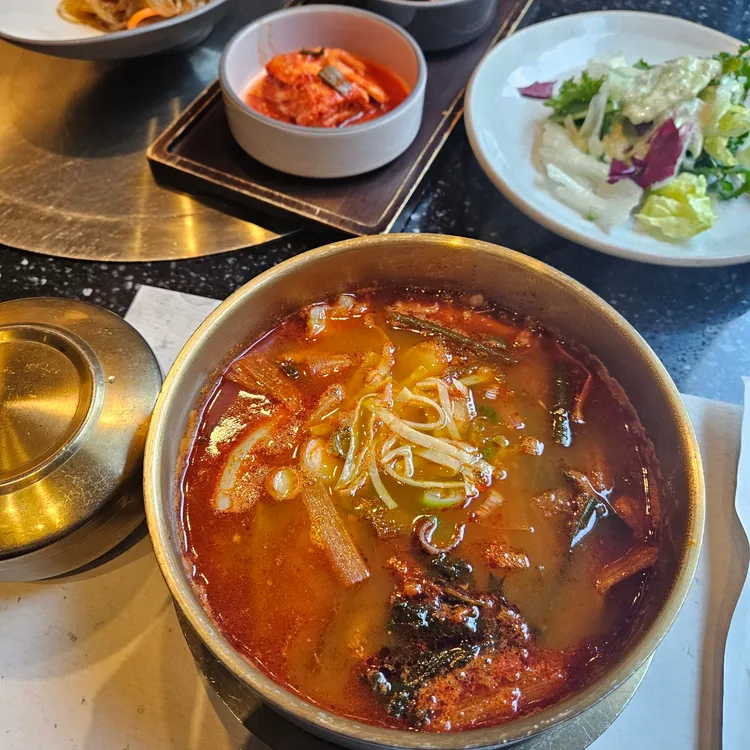 오발탄 대표 사진