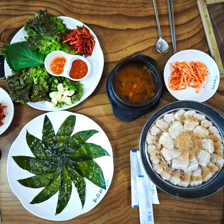 청와삼대칼국수 대표 사진