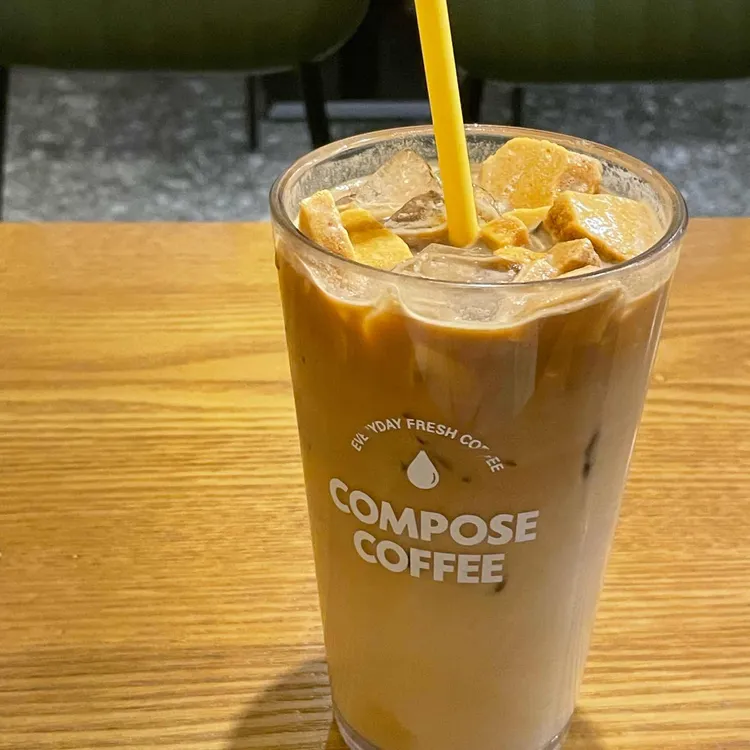 컴포즈커피 대표 사진