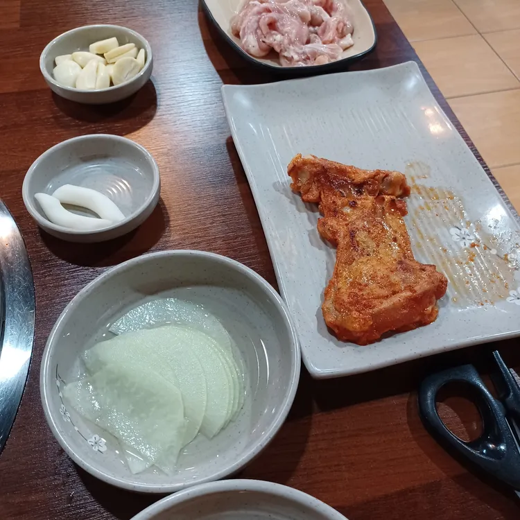 남춘네숯불닭갈비 대표 사진