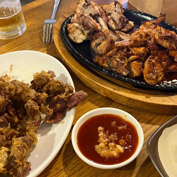 함스치킨&숯불바베큐 대표 사진