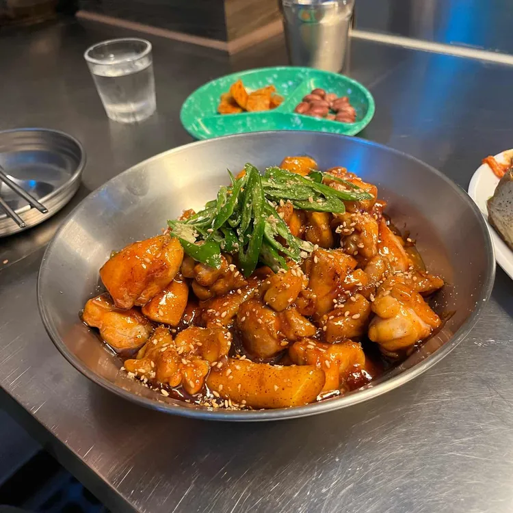 짱구포차 대표 사진