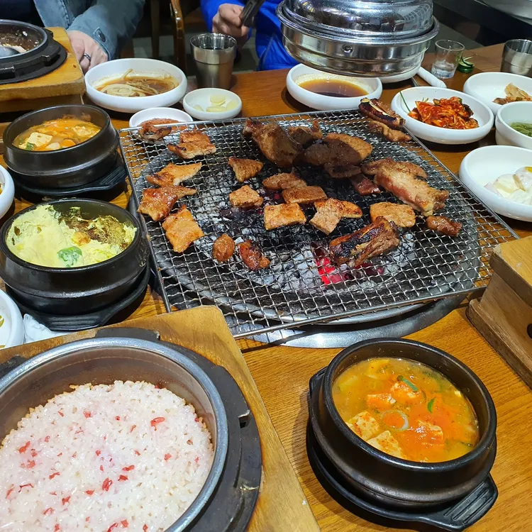 화평동왕냉면 대표 사진