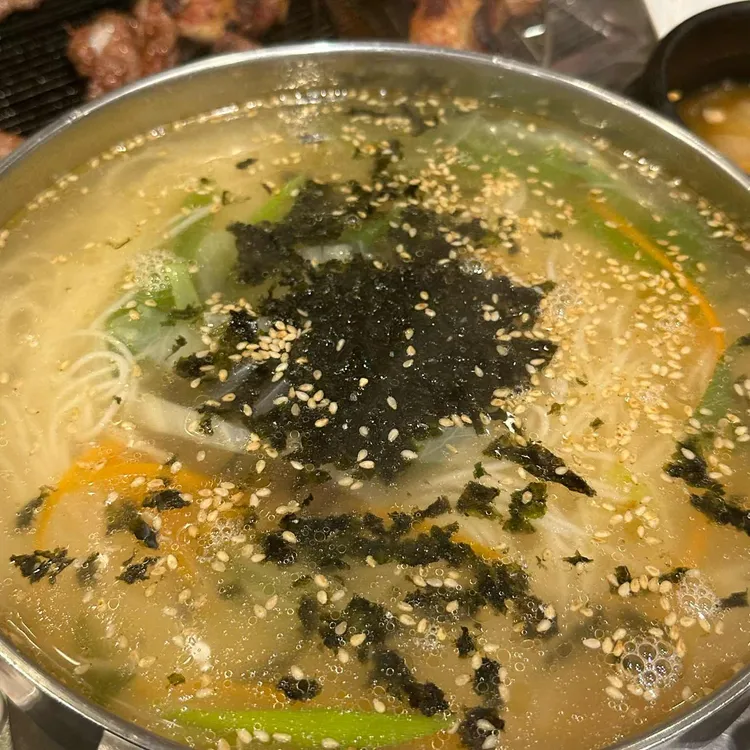 빨간돼지 참숯7092 대표 사진