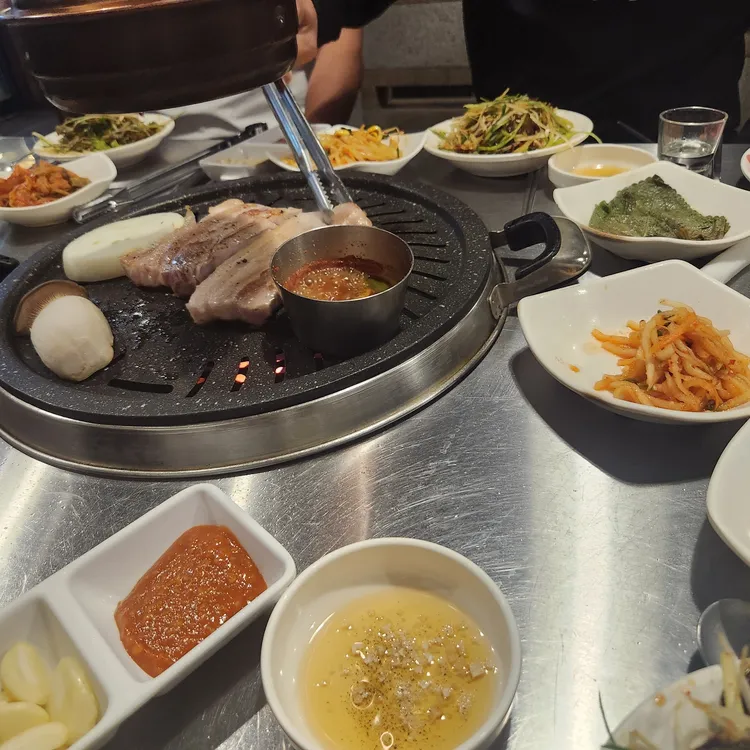 복돼지연탄구이 대표 사진