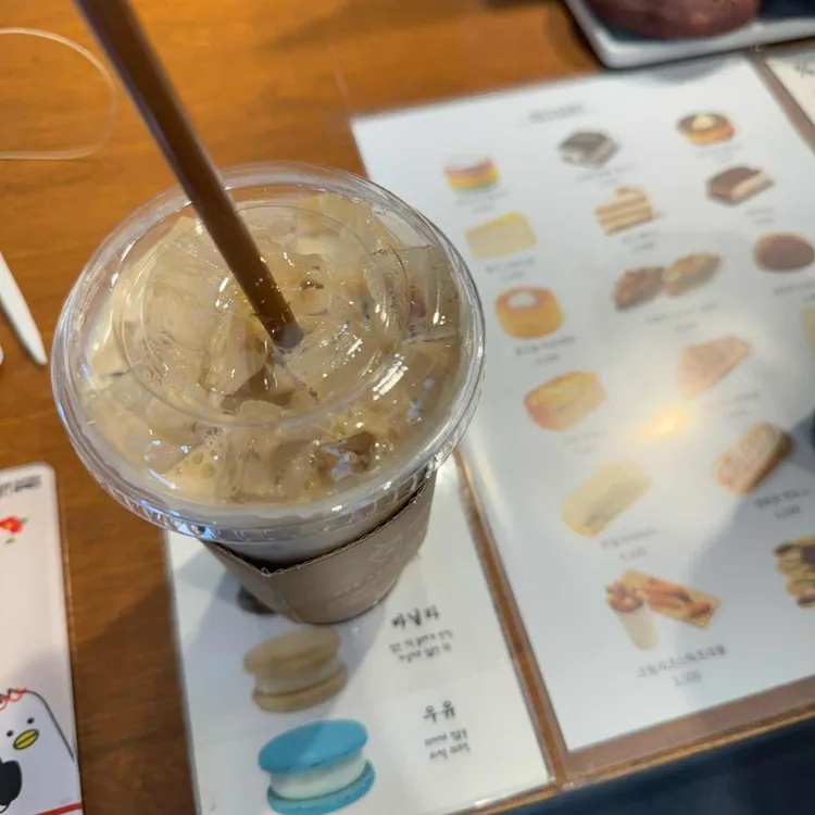 텐퍼센트커피 대표 사진