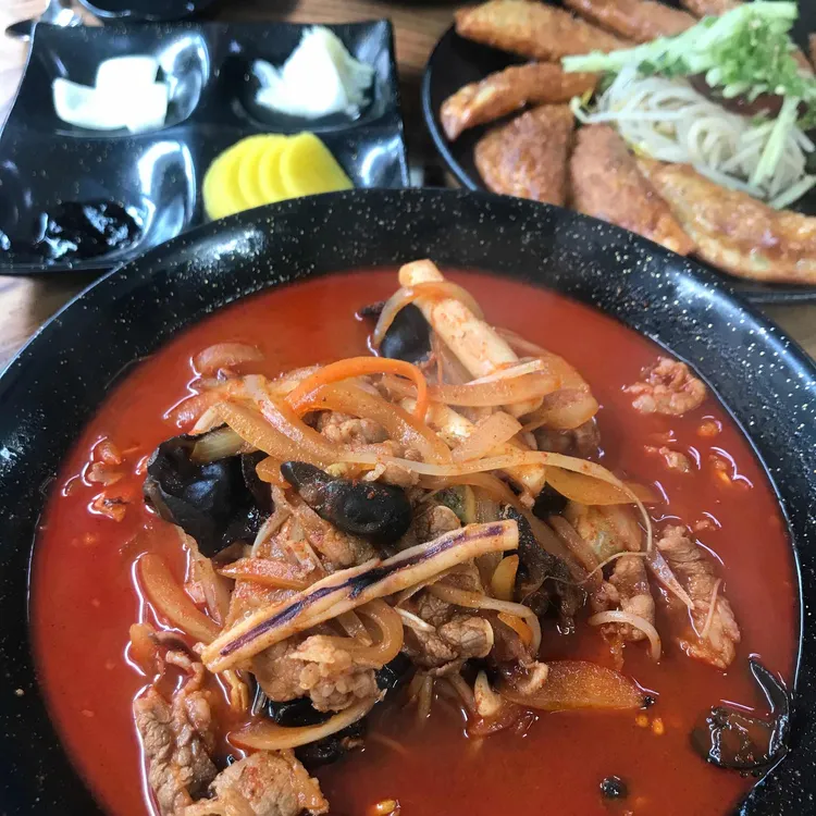 만홍 천안두정역점 - 천안두정동 짬뽕, 고기짬뽕 맛집 | 다이닝코드, 빅데이터 맛집검색