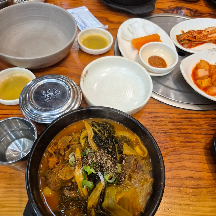 수누리 감자탕 대표 사진