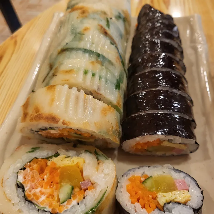 옛날김밥 사진 1