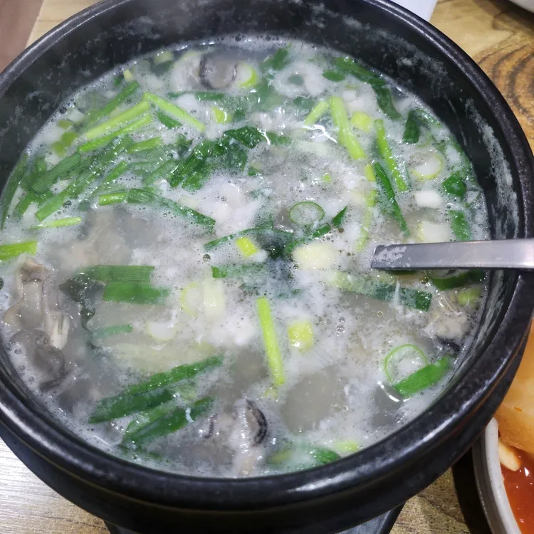 굴대박&초계국수 대표 사진