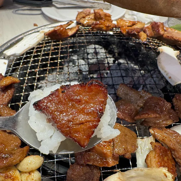 명륜진사갈비 대표 사진