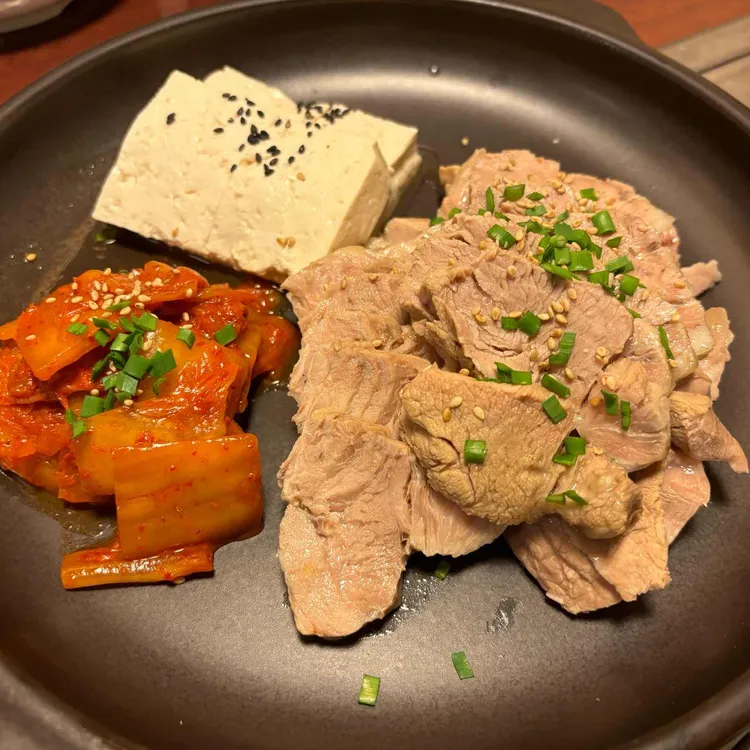 생생이두부보쌈 대표 사진