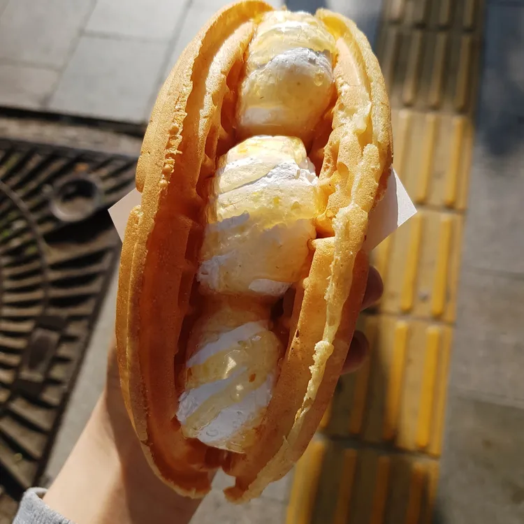 띵똥와플 대표 사진