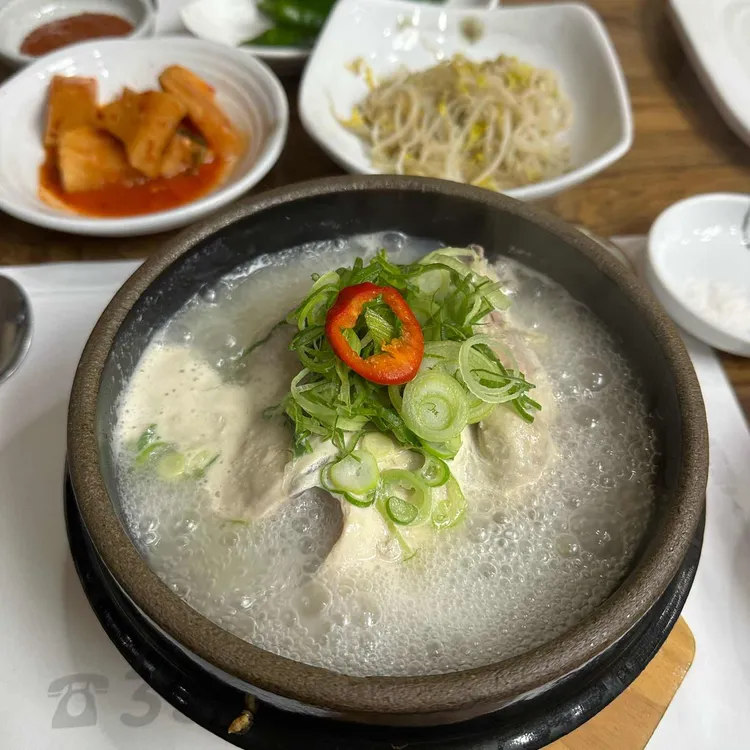 유진삼계탕 대표 사진