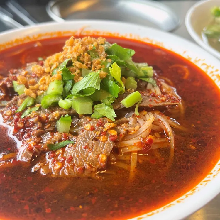 딸랏 대표 사진