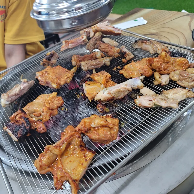 샘토숯불닭갈비 대표 사진