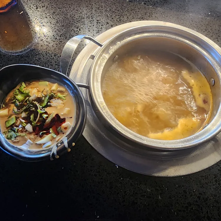 더회전훠궈 대표 사진