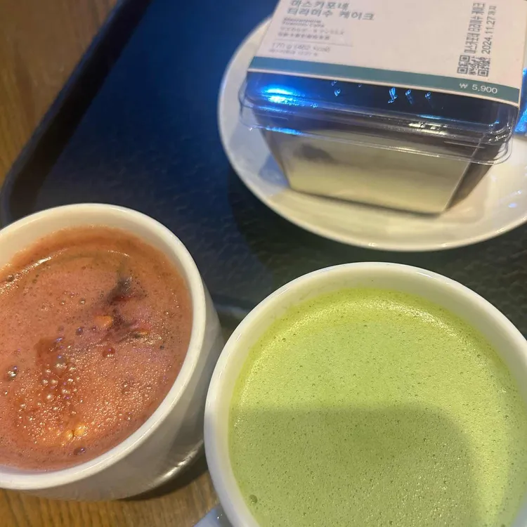 스타벅스 대표 사진