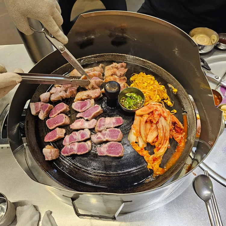 목구멍 대표 사진