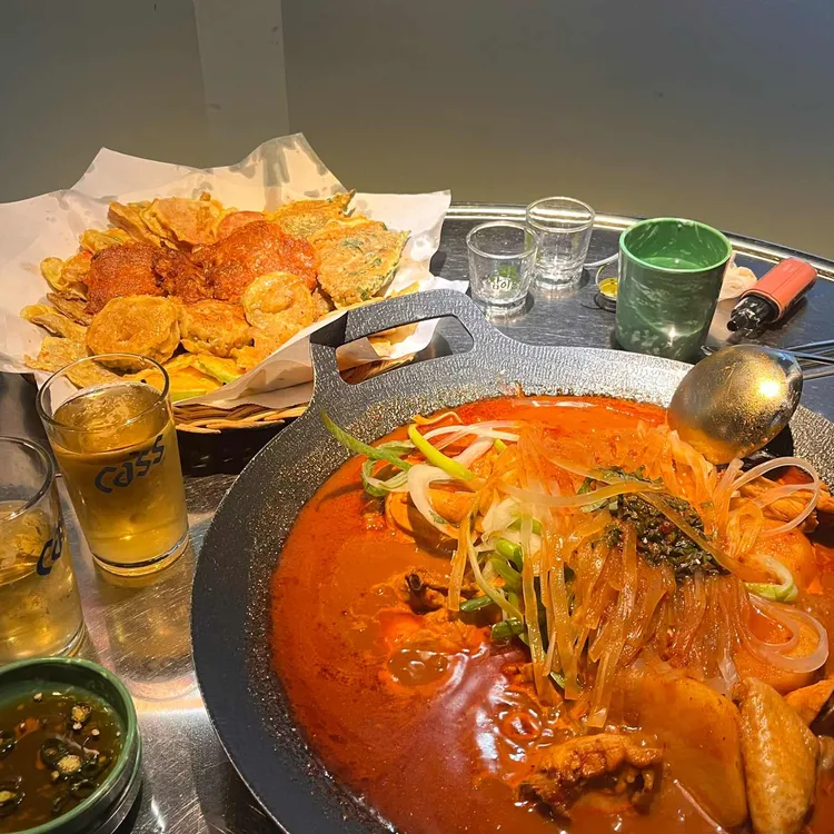 대반전 대표 사진