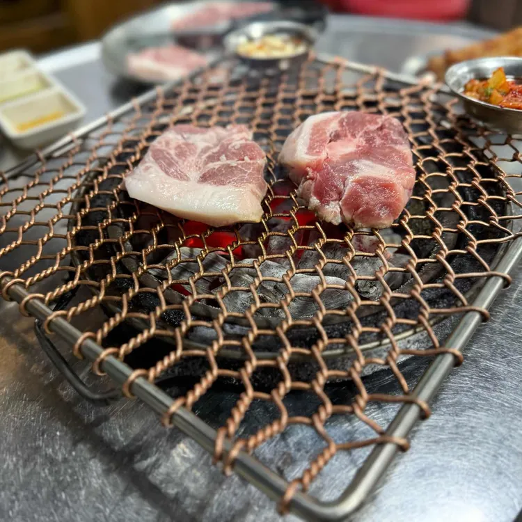 돼지영농후계자 대표 사진