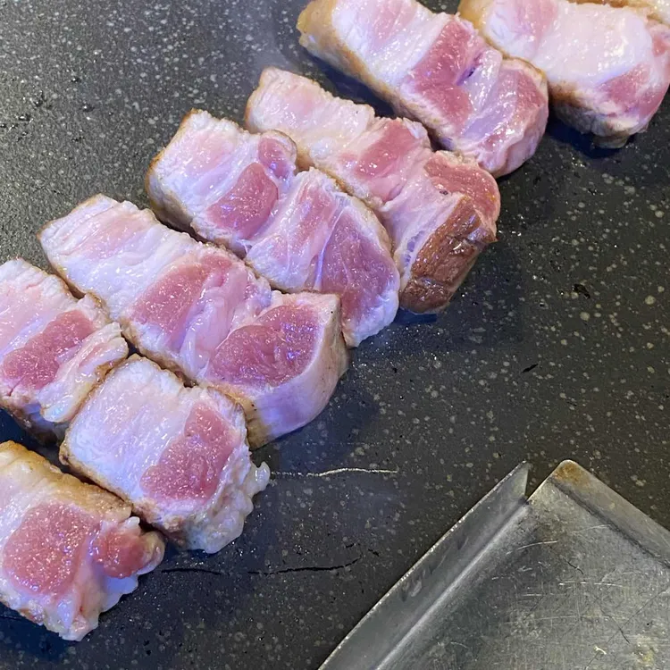 초반식당 대표 사진